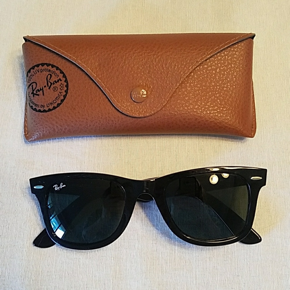 Rayban wayfarers